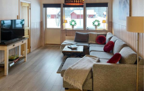 Beautiful Apartment In Sysslebäck With Kitchen